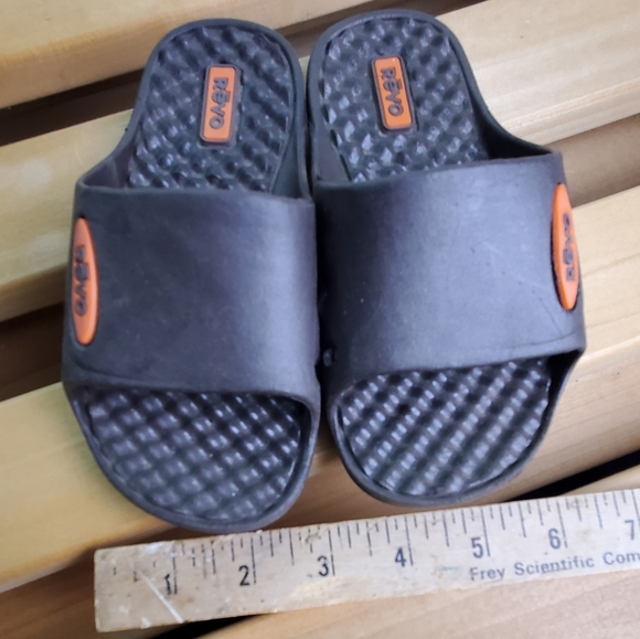 Kids Revo Blue and Orange Slide Sandals. SMALL - Picture 10 of 10